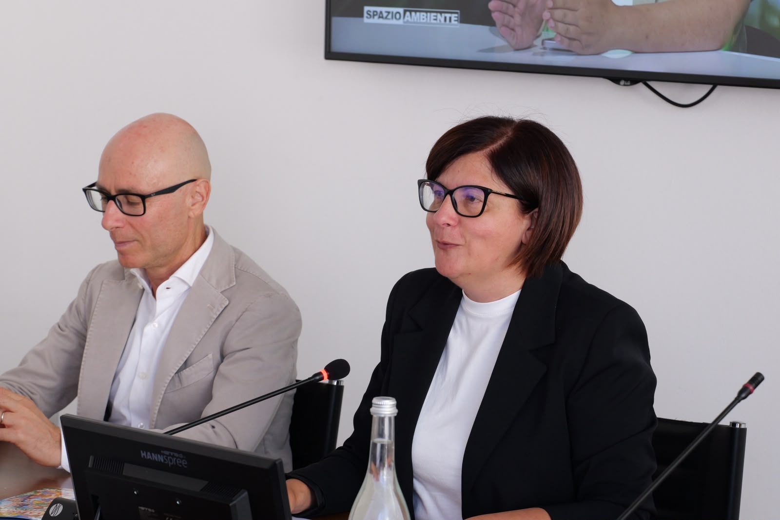 Galleria “Spazio Ambiente”, l’Assessorato regionale all’Ambiente e al Clima promuove il programma divulgativo in tre puntate per educare alla gestione sostenibile dei rifiuti e condividere le buone pratiche pugliesi - Diapositiva 6 di 6